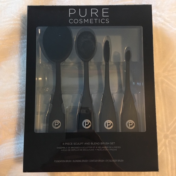Pure Cosmetics Other - Pure Cosmetics 4-Piece Sculpt & Blend Brush Set
